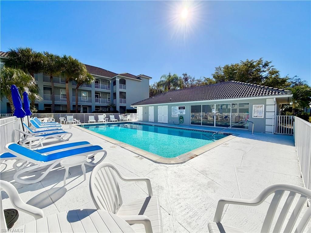 509 Roma Ct , Unit 107, Naples, FL 34110 Photo