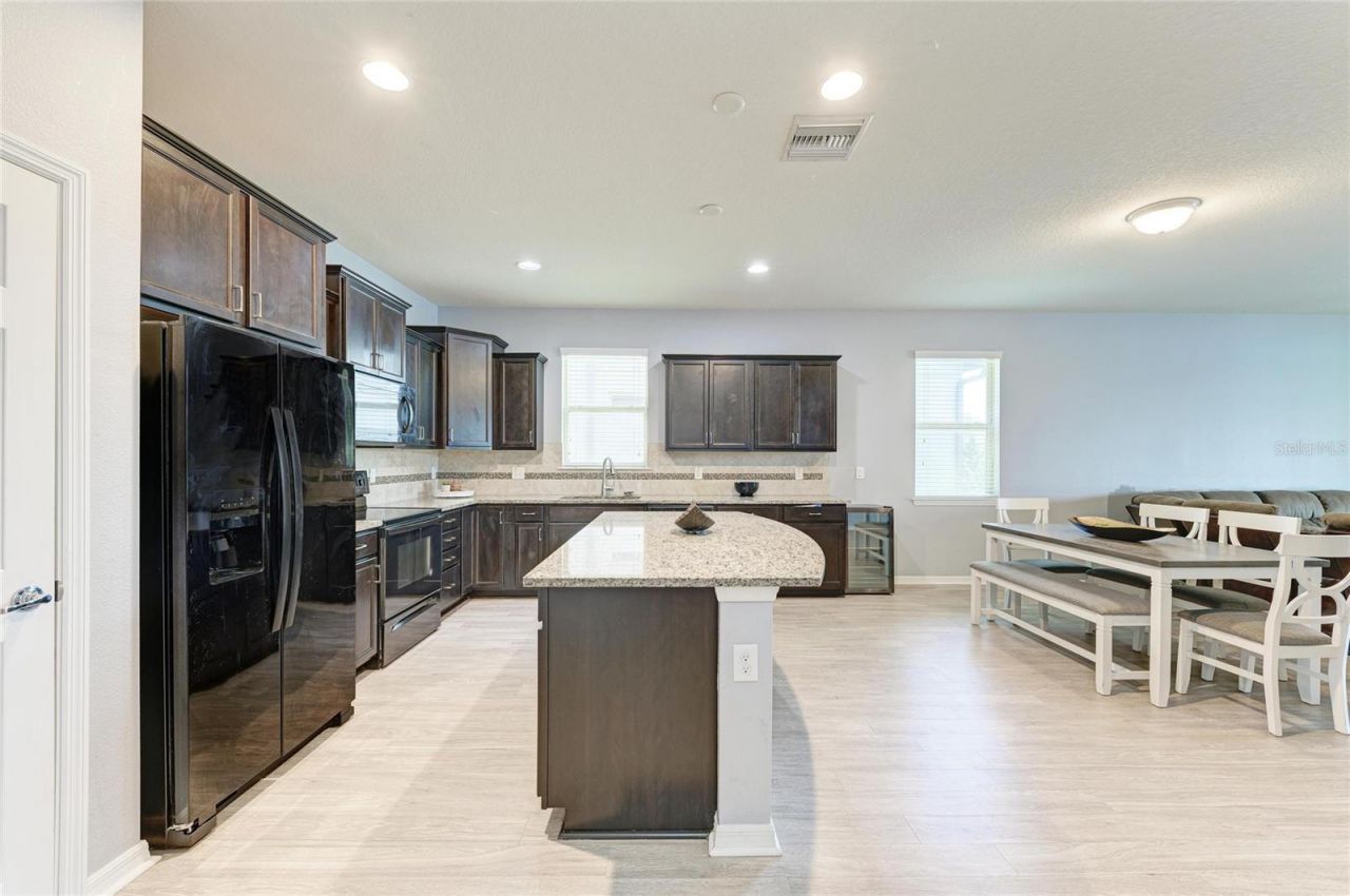 6306 Kevesta Avenue , Palmetto, FL 34221 Photo