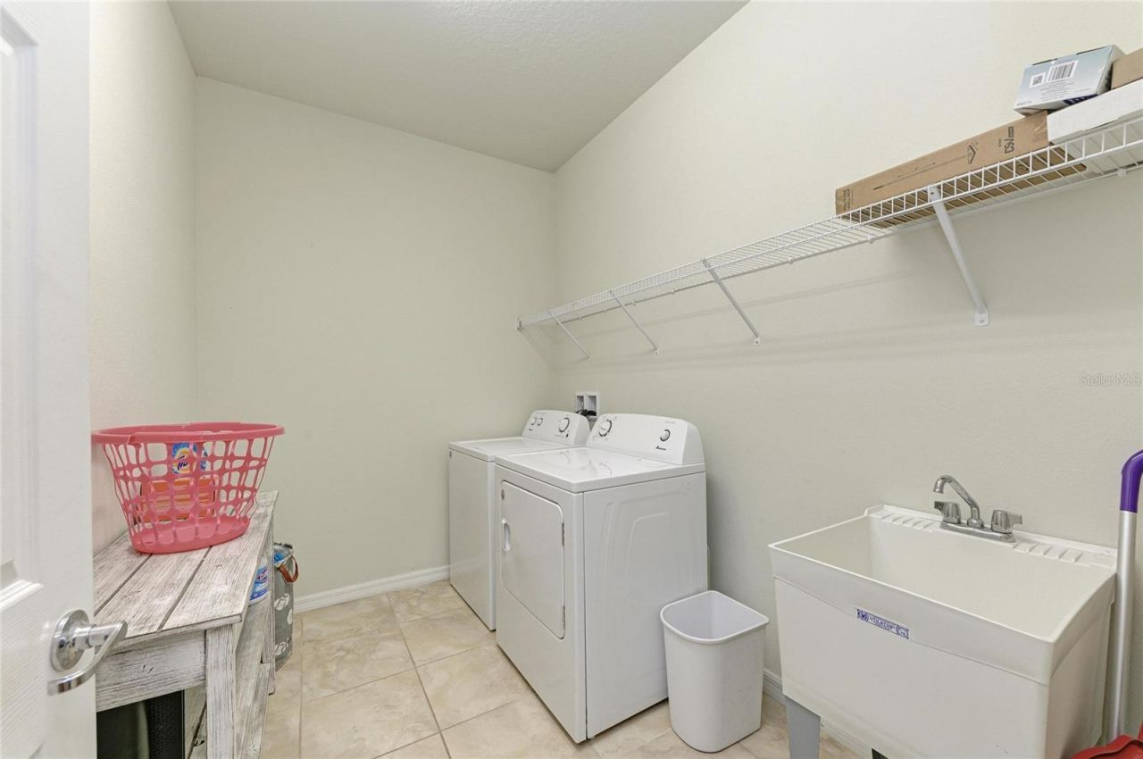 6306 Kevesta Avenue , Palmetto, FL 34221 Photo