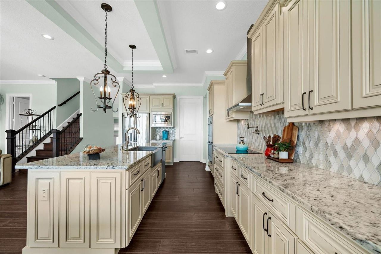 1462 N Jasmine Avenue, Tarpon Springs, FL 34689 Photo
