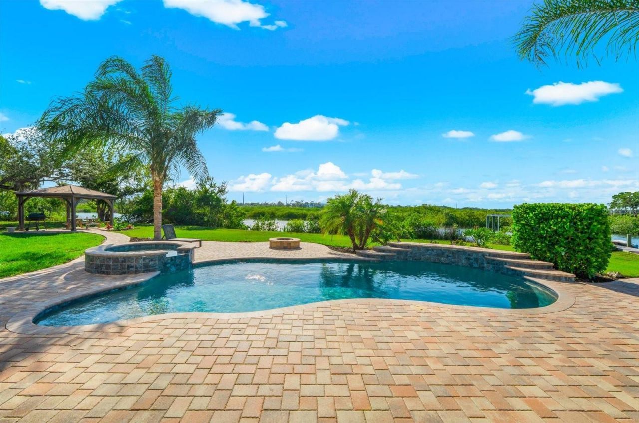 1462 N Jasmine Avenue, Tarpon Springs, FL 34689 Photo