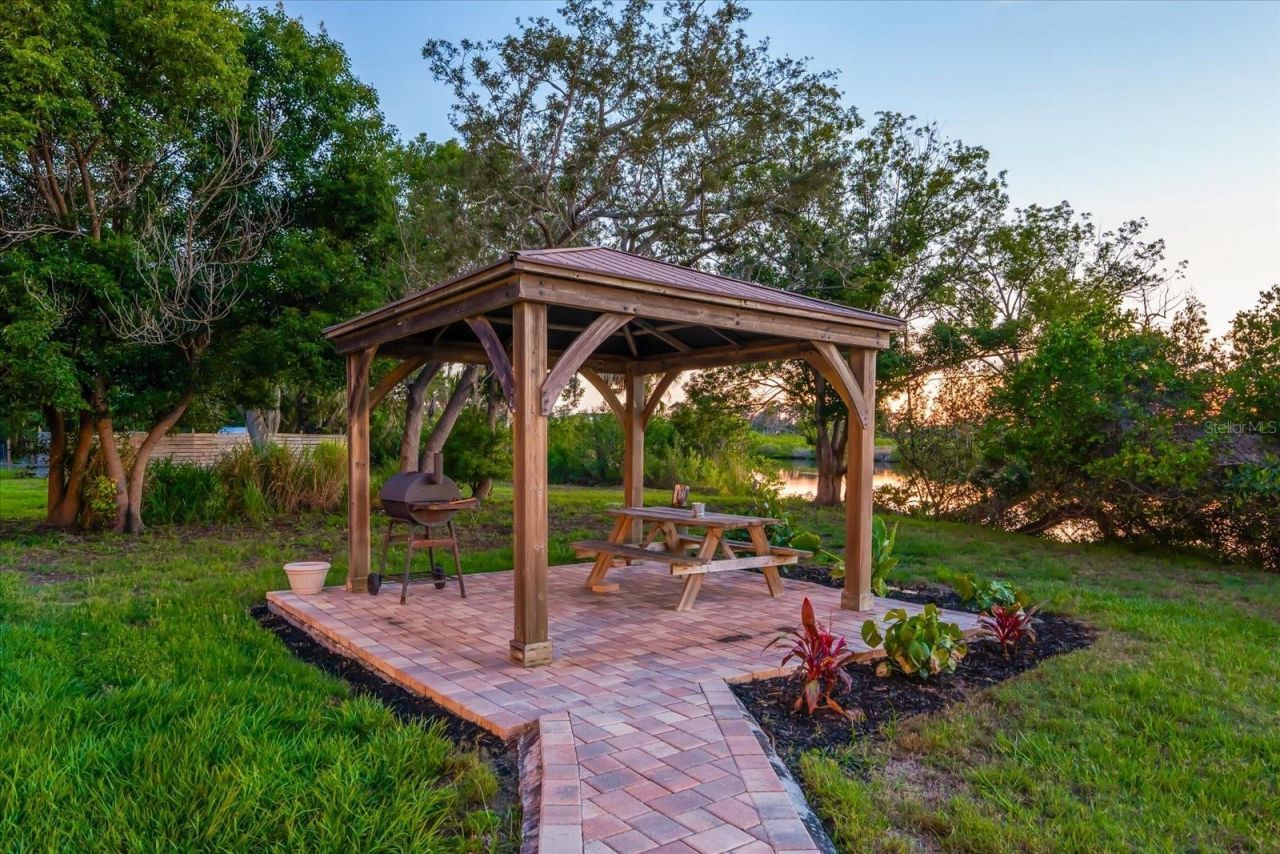 1462 N Jasmine Avenue, Tarpon Springs, FL 34689 Photo