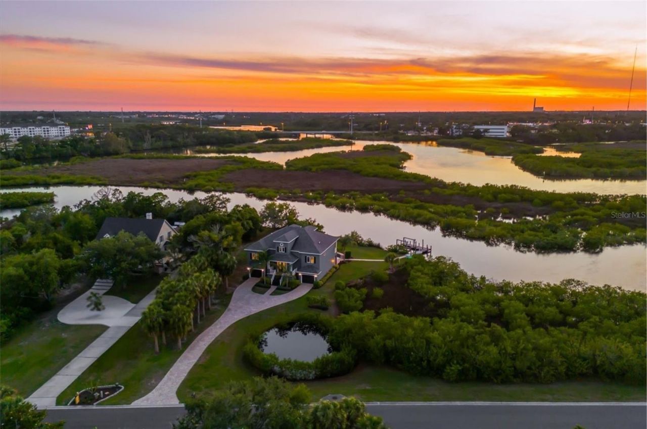 1462 N Jasmine Avenue, Tarpon Springs, FL 34689 Photo