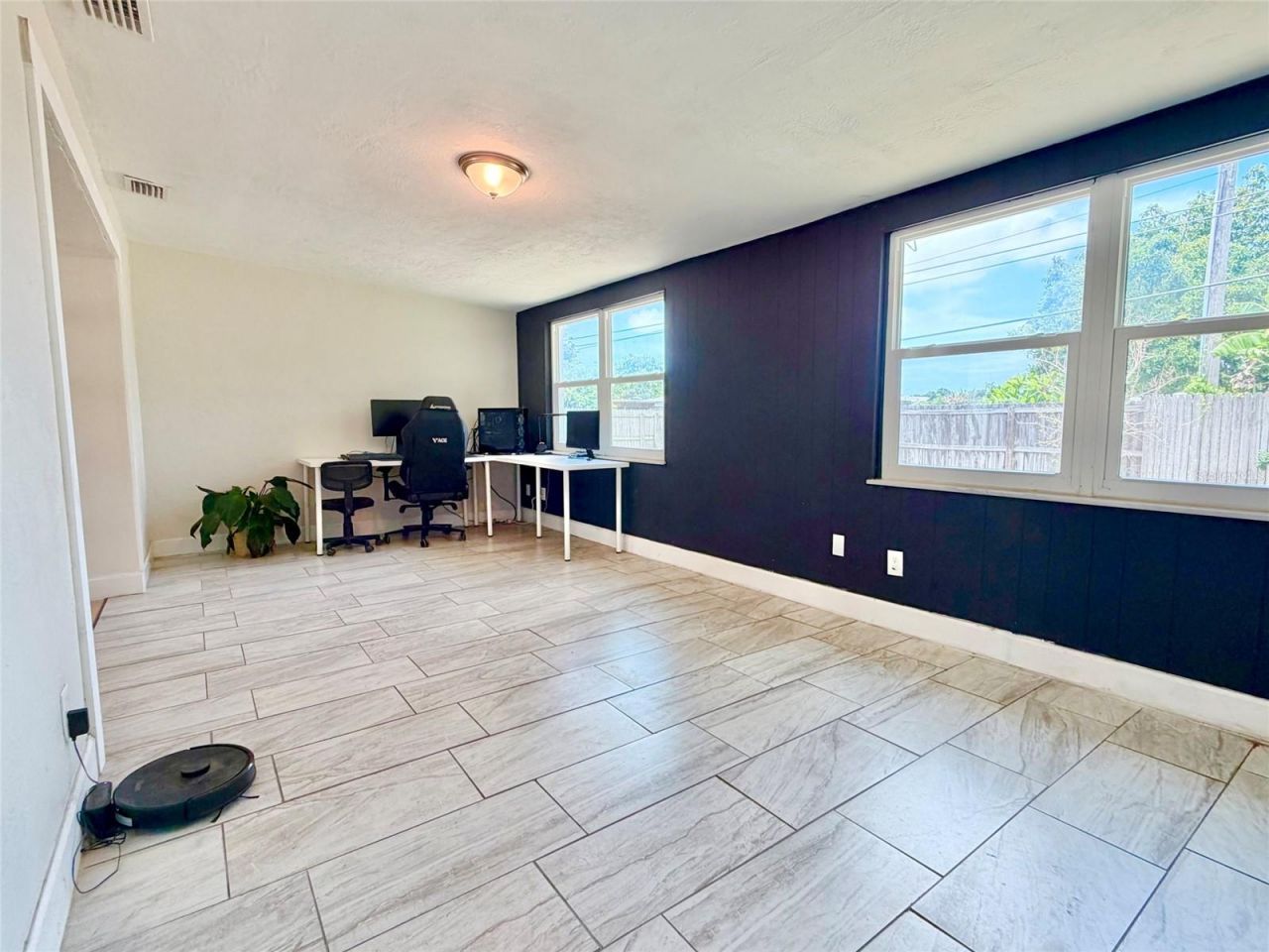 3300 58th Street N, Saint Petersburg, FL 33710 Photo