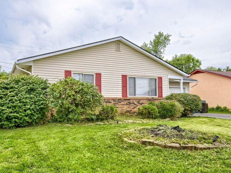 5531 Karl Road, Columbus, OH 43229 Photo 3