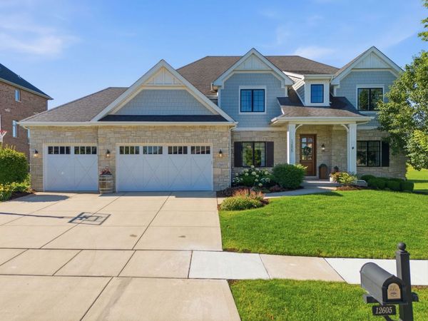 12605 Thornberry Drive , Lemont, IL 60439