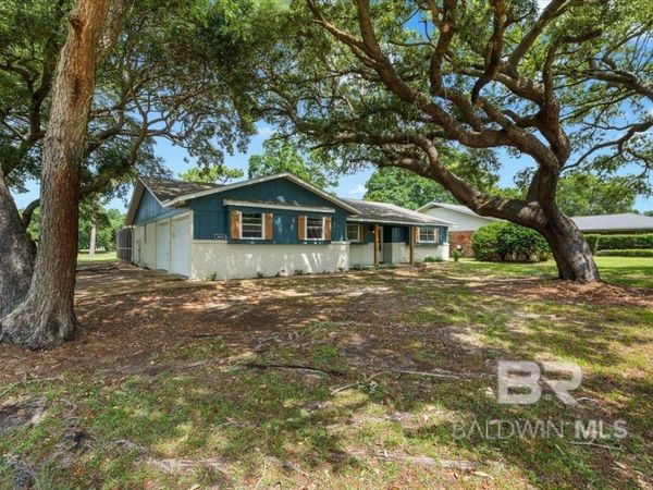1409 E Fairway Drive, Gulf Shores, AL 36542