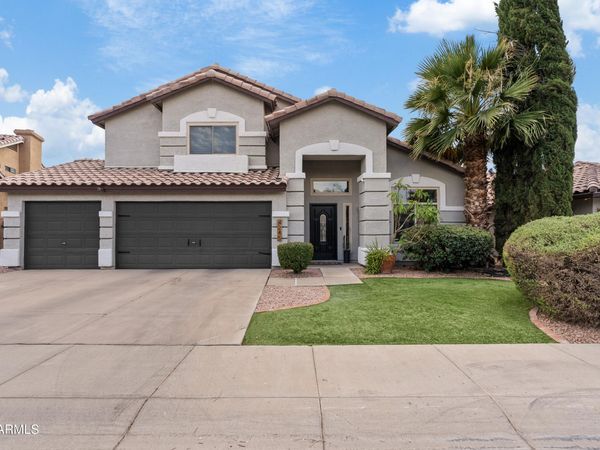 4245 E MEADOW Drive, Phoenix, AZ 85032