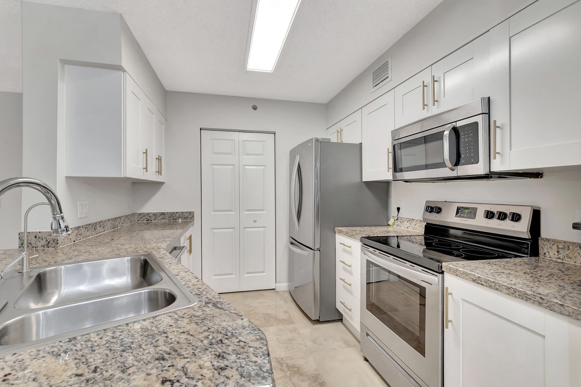 3113 Clint Moore Road, Unit 104, Boca Raton, FL 33496 Photo