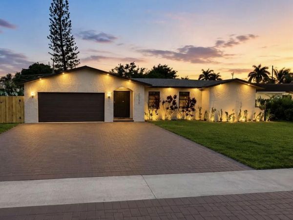 11370 NW 29th Street, Sunrise, FL 33323