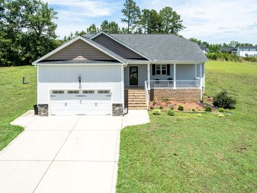 53 Red Wood Road, Zebulon, NC 27597