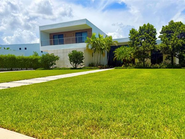 16569 Botaniko Dr N , Weston, FL 33326