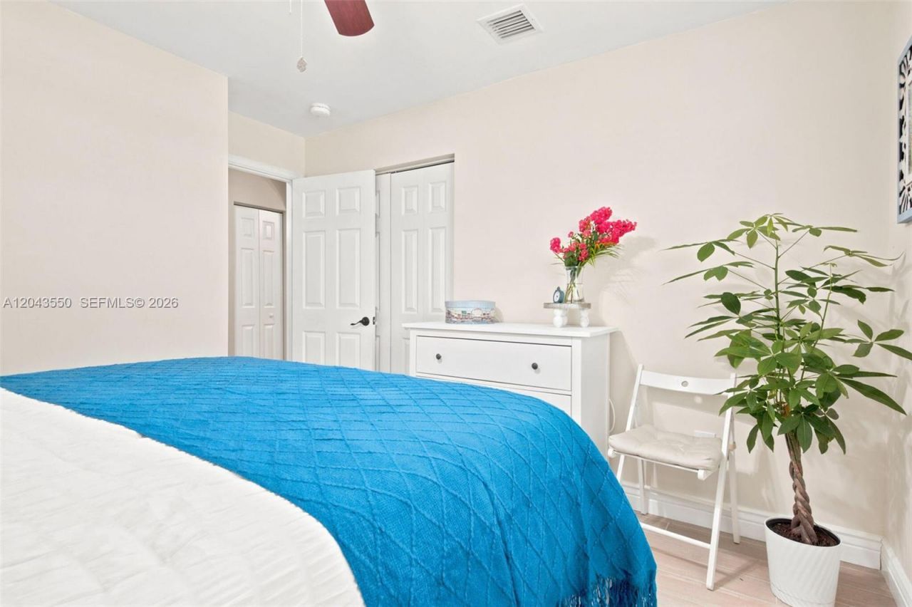 5830 SW 102nd Ave, Cooper City, FL 33328 Photo