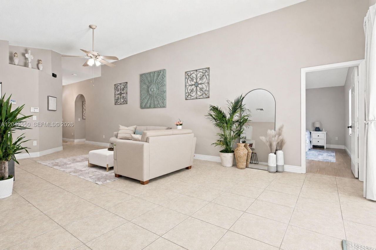 5830 SW 102nd Ave, Cooper City, FL 33328 Photo