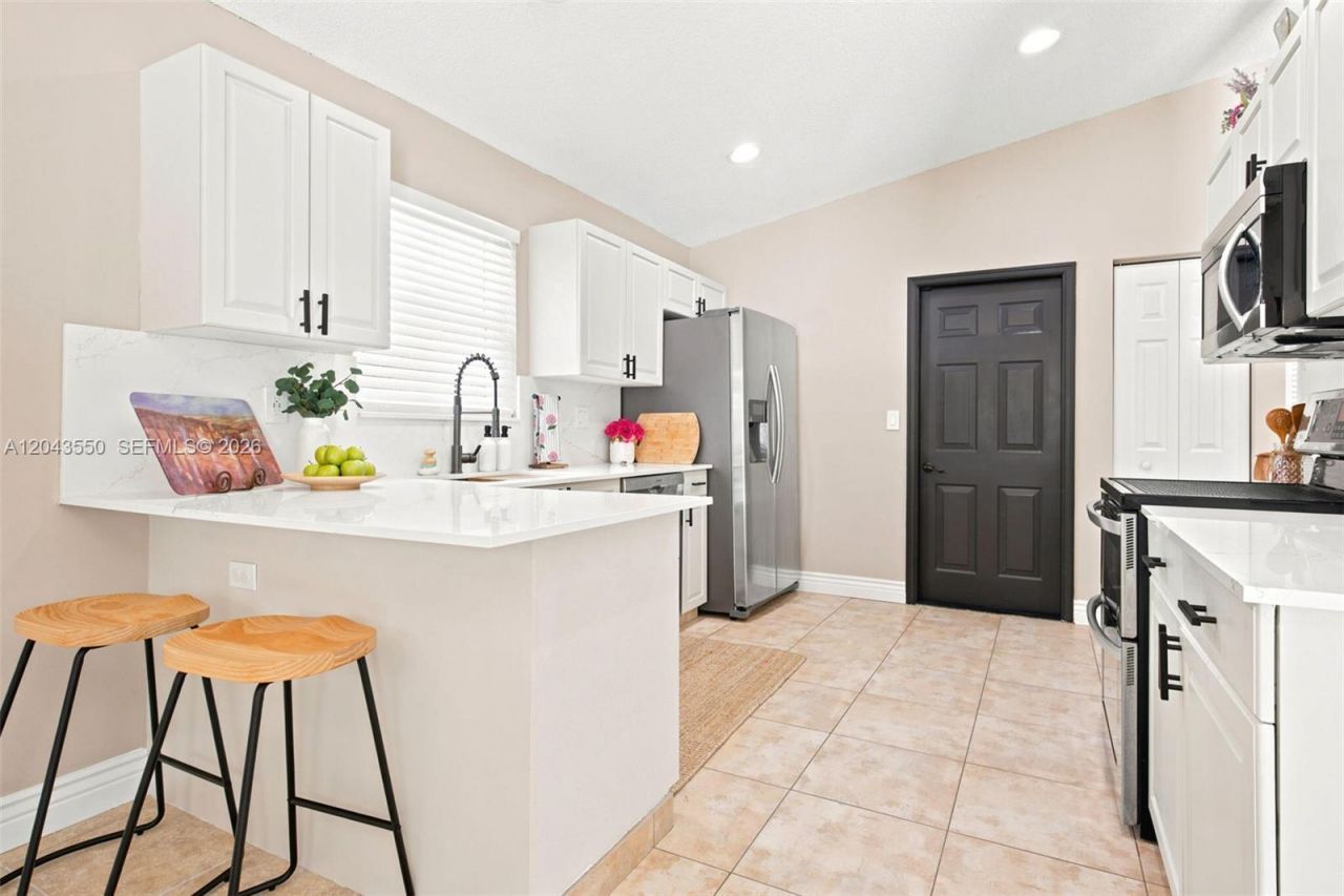 5830 SW 102nd Ave, Cooper City, FL 33328 Photo
