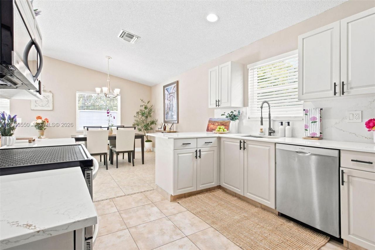 5830 SW 102nd Ave, Cooper City, FL 33328 Photo