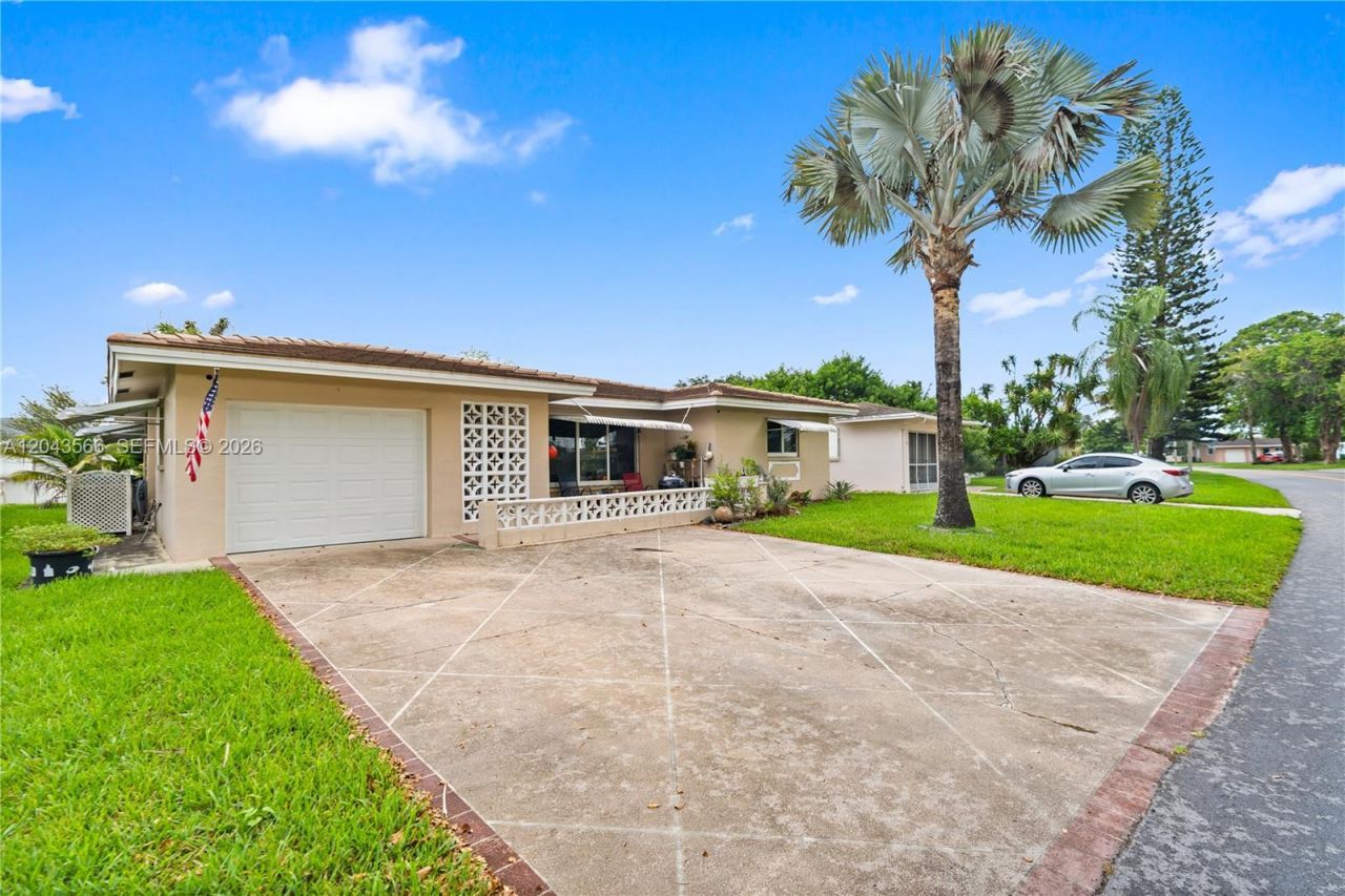 7111 NW 58th St, Tamarac, FL 33321 Photo