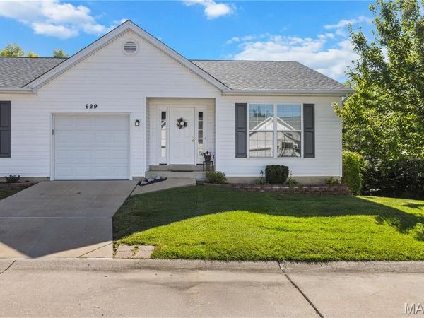 629 Pacific Estates Drive, Pacific, MO 63069