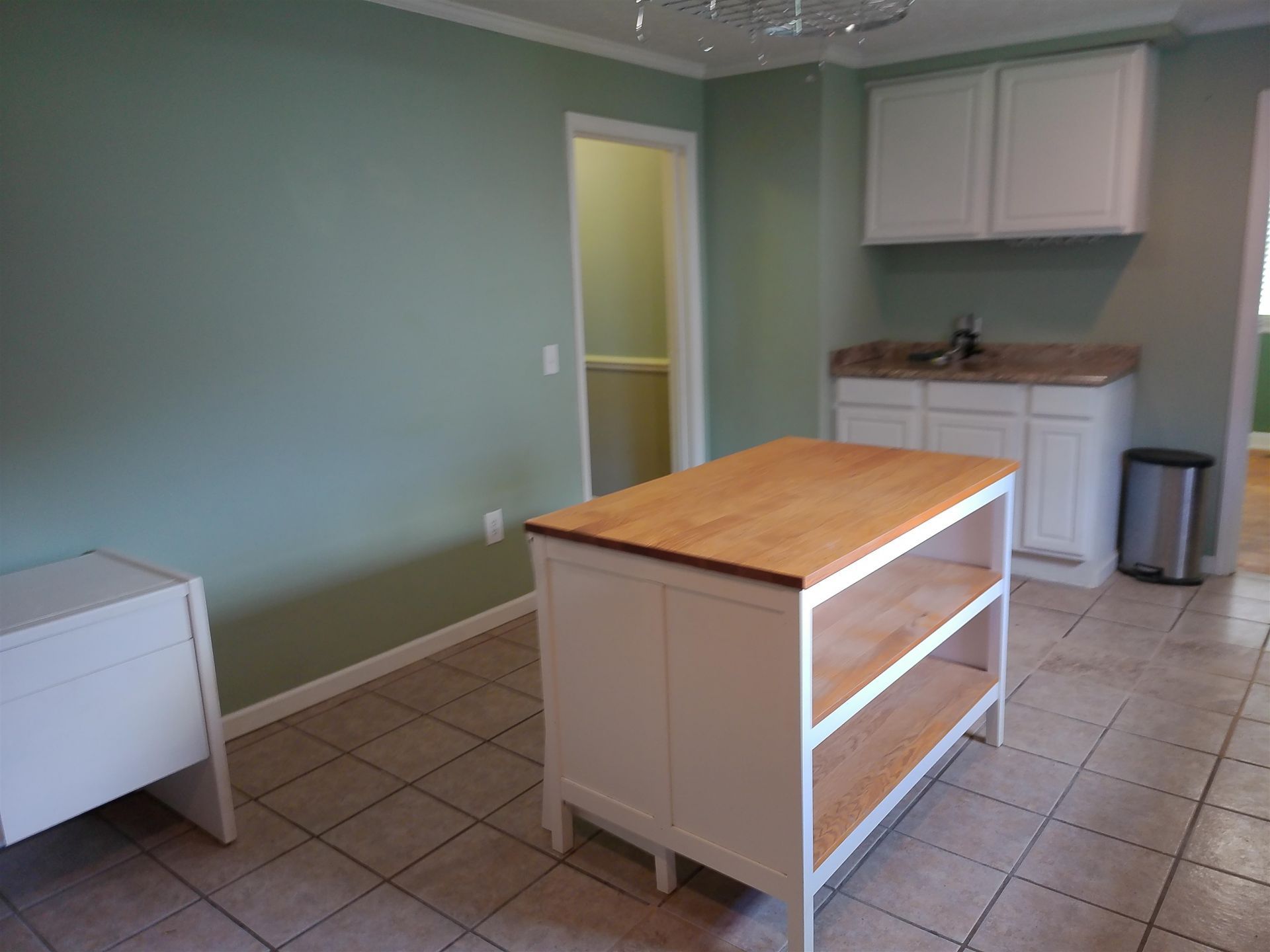 4389 Mcqueen St. Photo 16