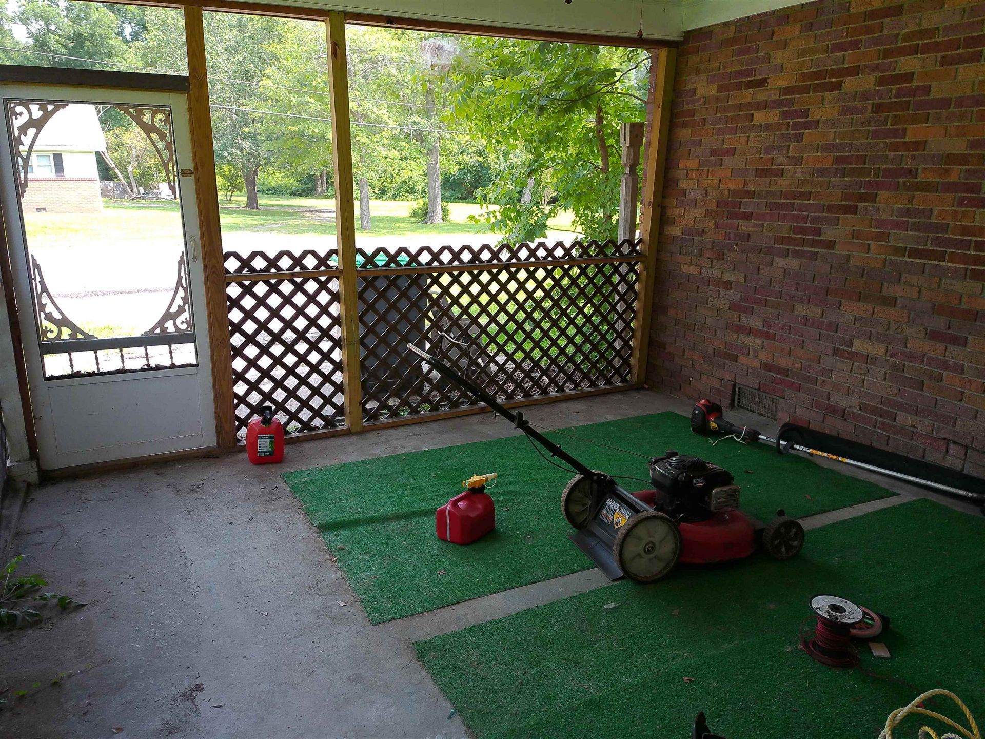 4389 Mcqueen St. Photo 39