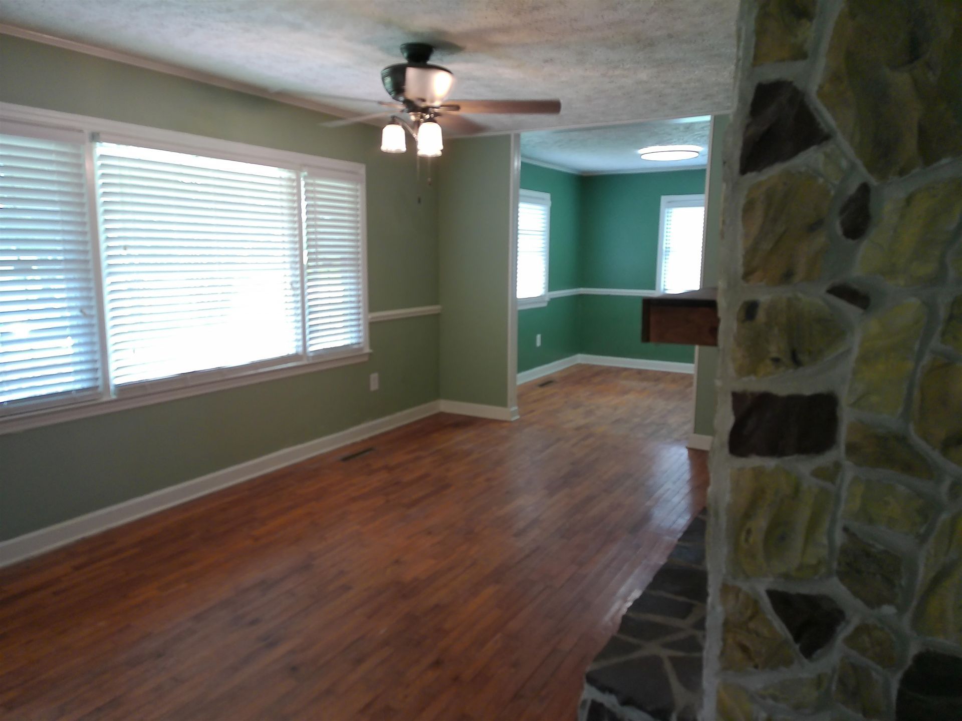 4389 Mcqueen St. Photo 7