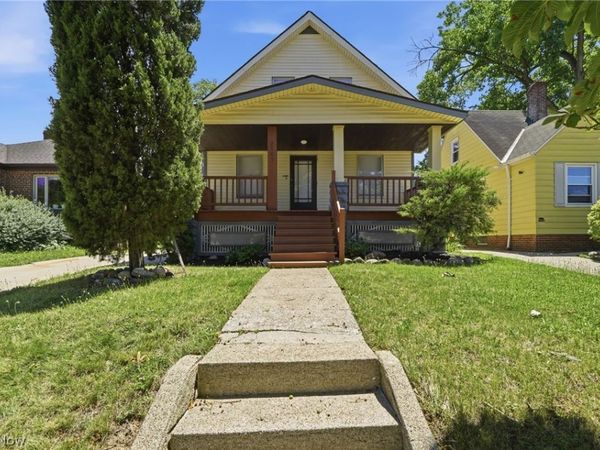 2703 Fortune Avenue , Parma, OH 44134