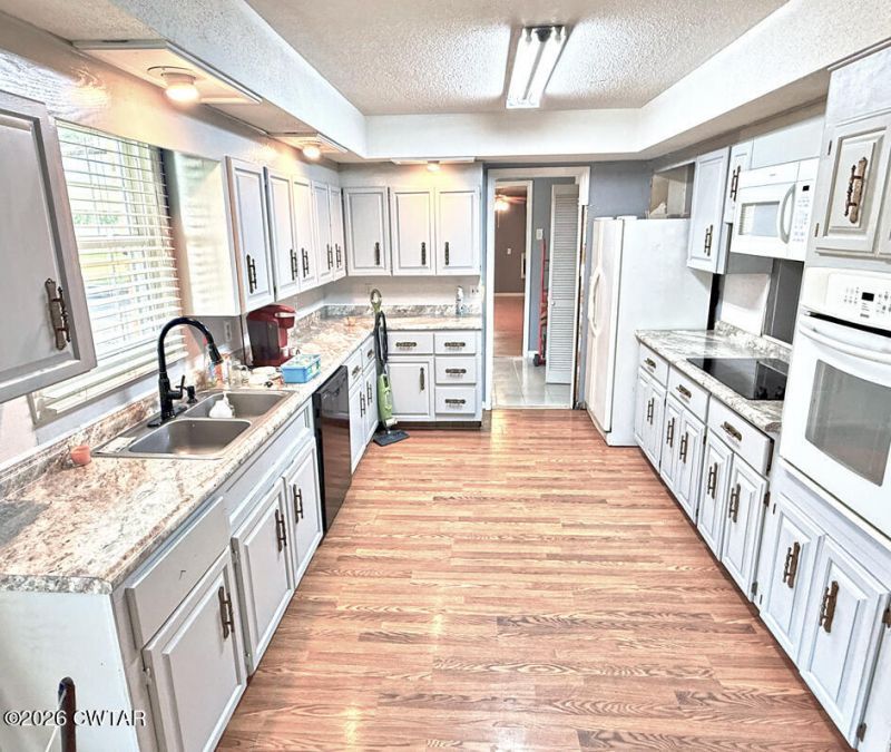 1525 Timberlake Wildersville Rd Road Lexington, TN 38351