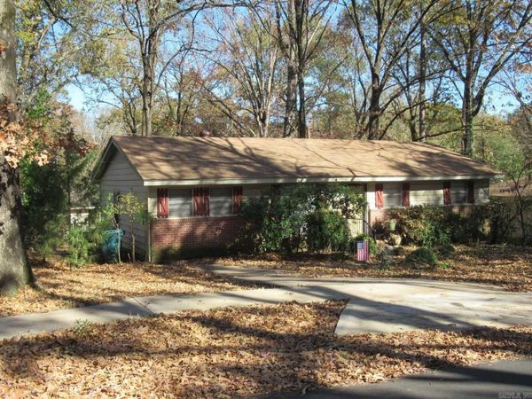 6 S Wakefield Drive, Little Rock, AR 72209