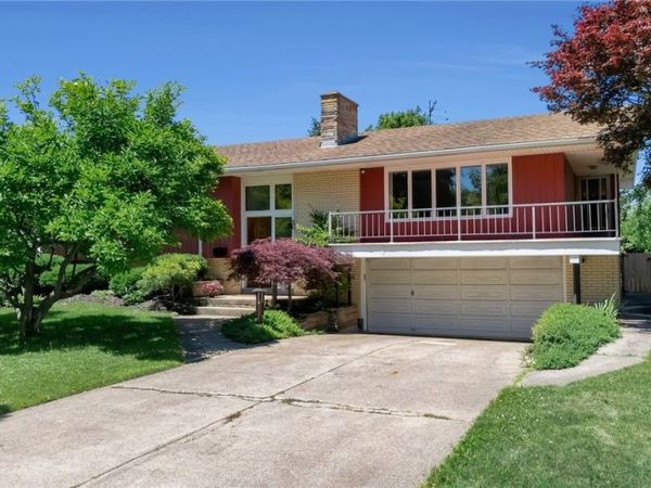 16 Meadow Lane , Tonawanda, NY 14223