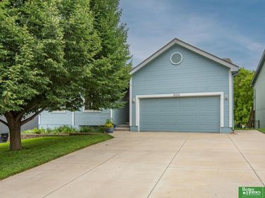 15106 Fowler Avenue, Omaha, NE 68116