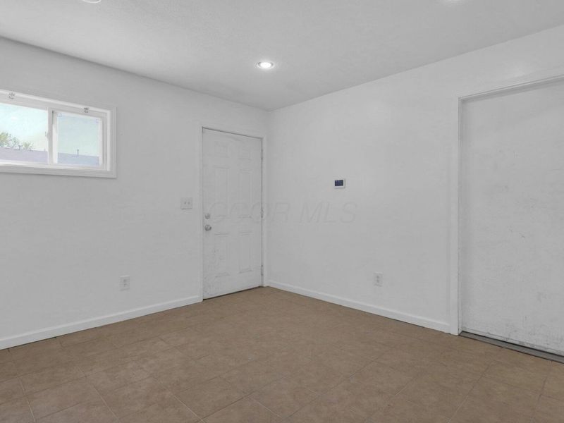5151 Norwich Street, Hilliard, OH 43026 Photo 12