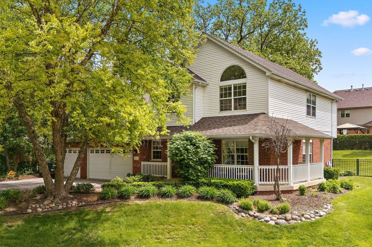 12013 S 76th Avenue, Palos Heights, IL 60463 Main Photo
