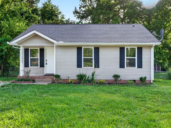837 Princeton Cir , Clarksville, TN 37042