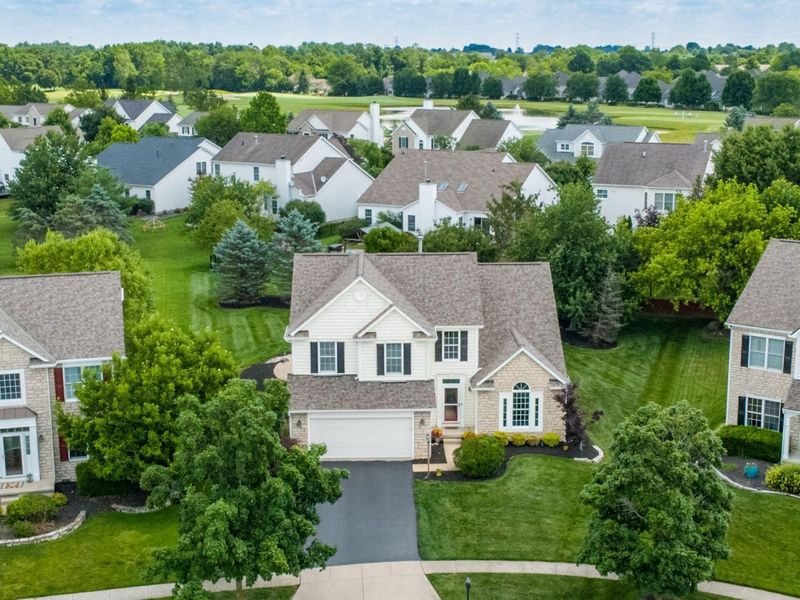 7561 Indian Creek Way, Powell, OH 43065 Photo 2