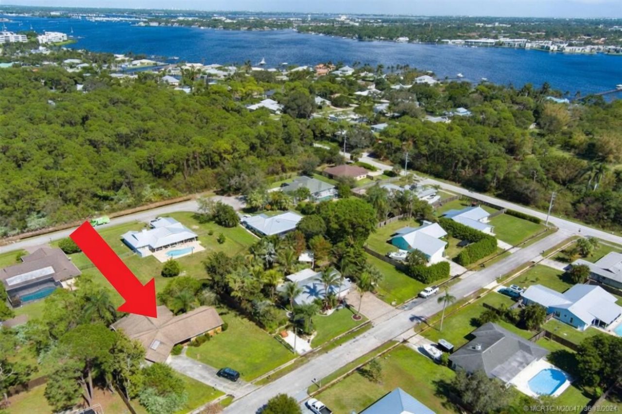 1321 SW Nikoma Street, Palm City, FL 34990 Photo