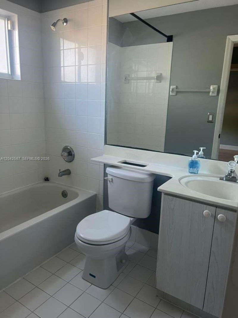 2825 SW 127th Way , Miramar, FL 33027 Photo