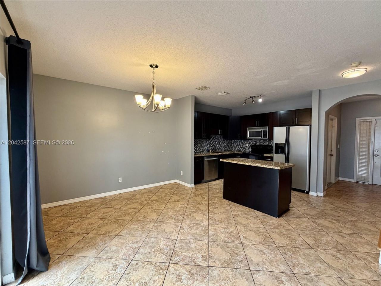 2825 SW 127th Way , Miramar, FL 33027 Photo