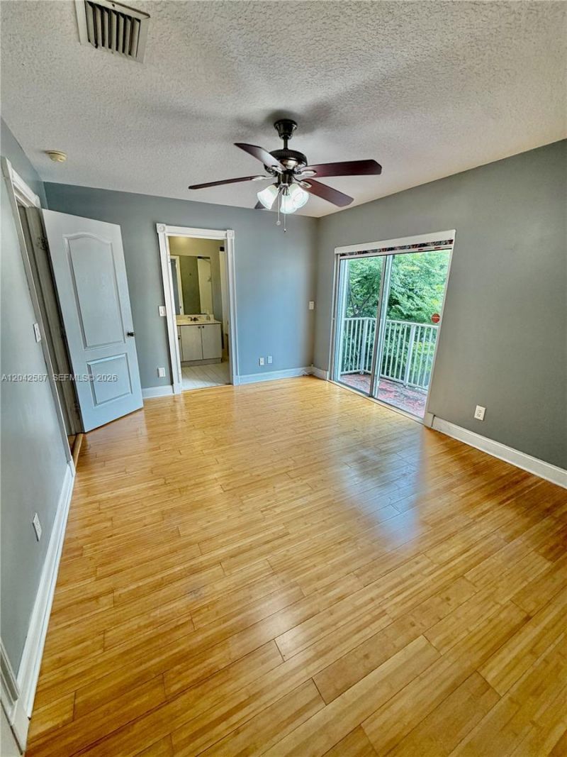 2825 SW 127th Way , Miramar, FL 33027 Photo