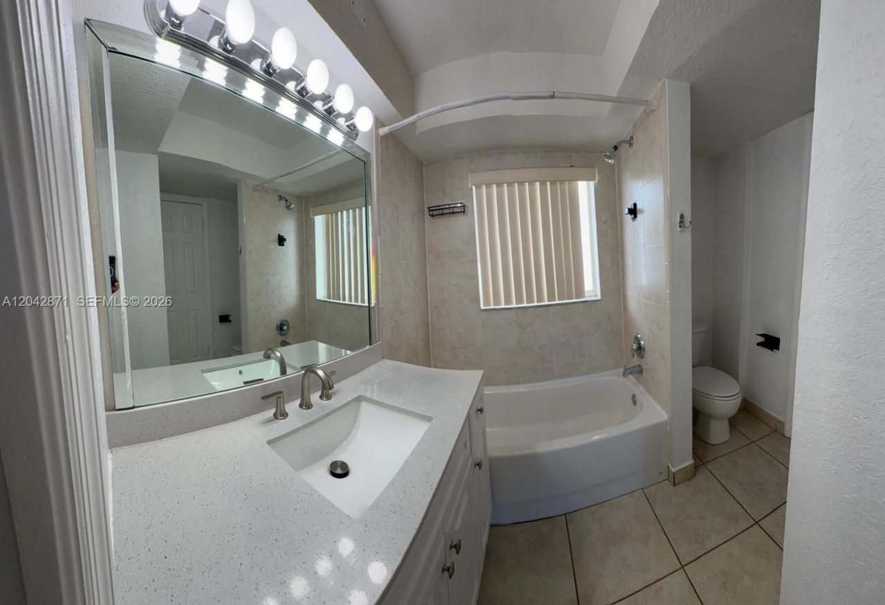 7713 SW 88th St , Unit A312, Miami, FL 33156 Photo