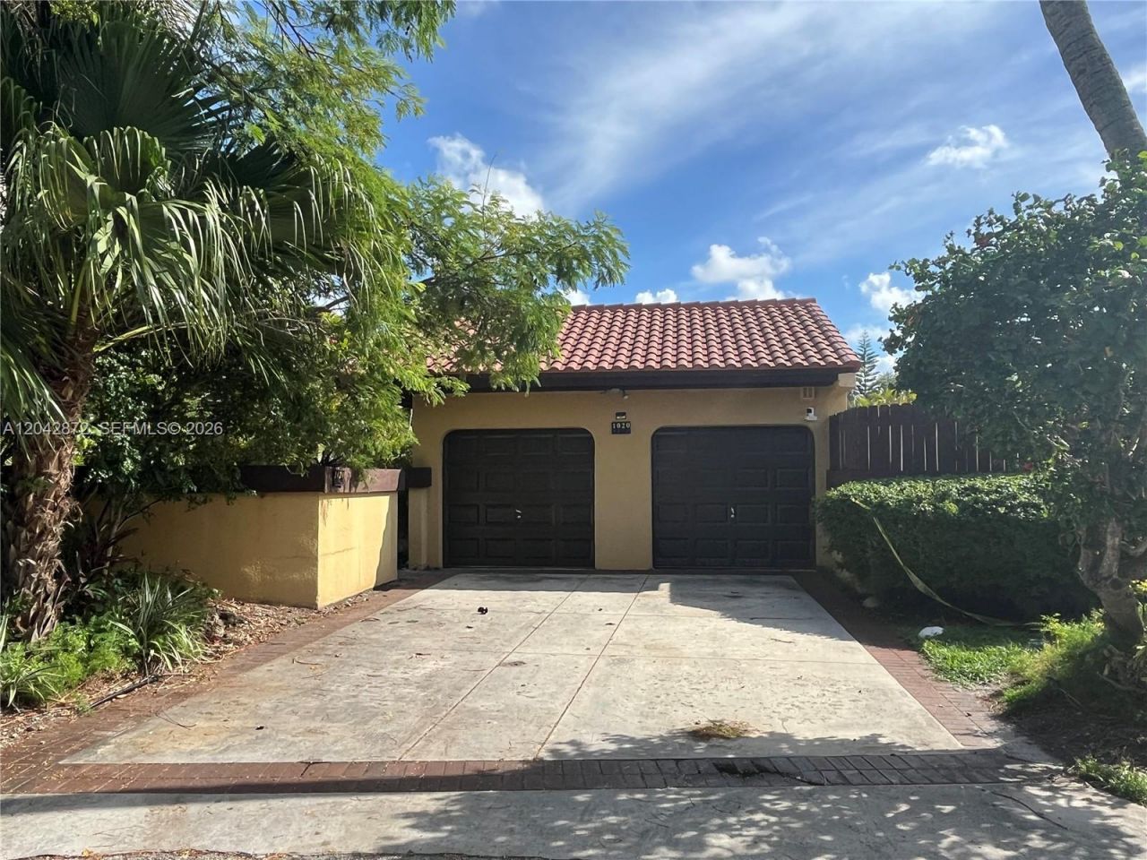 1020 NE 202nd Ter , Miami, FL 33179 Photo