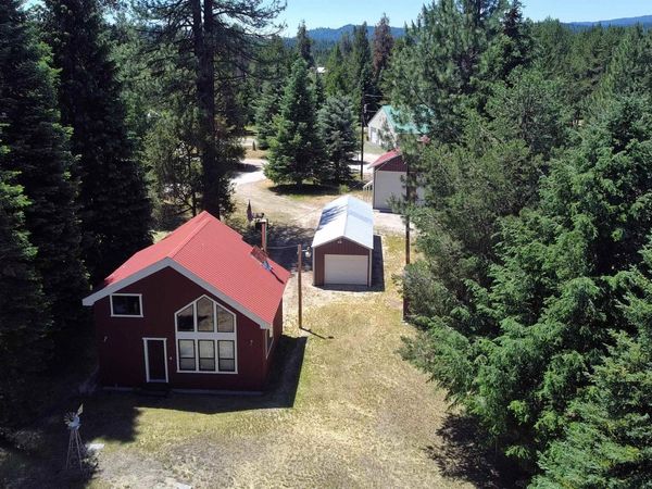 62 Newell Drive, Cascade, ID 83611