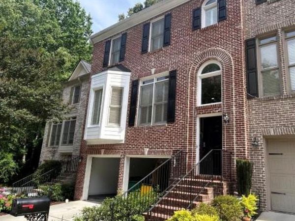 7258 Village Creek Trace , Atlanta, GA 30328