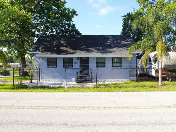 2207 SPARKMAN ROAD, PLANT CITY, FL 33566