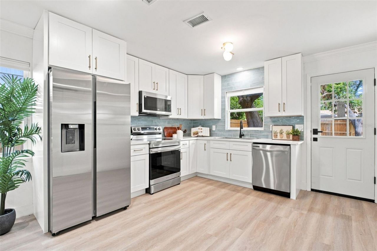 4733 25th Avenue S, Saint Petersburg, FL 33711 Photo