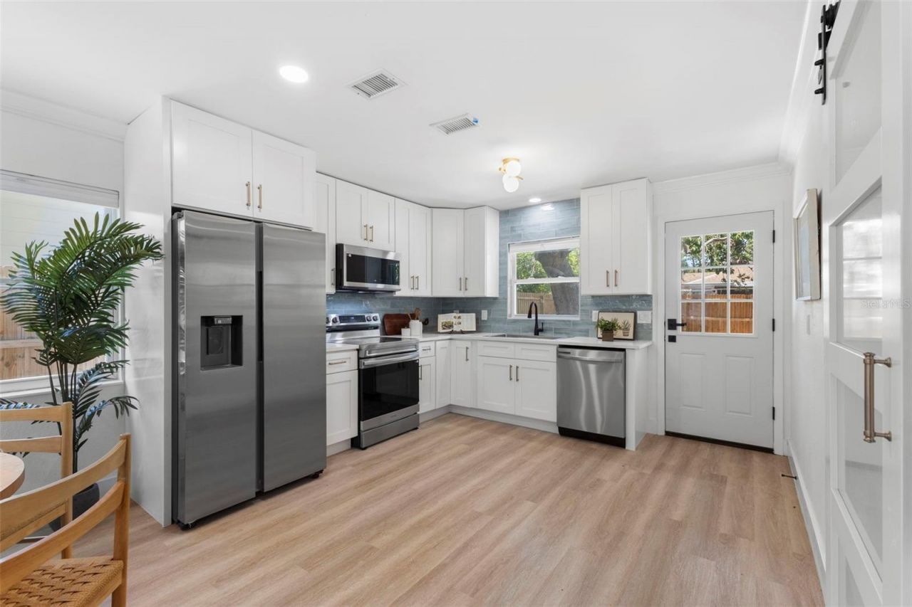 4733 25th Avenue S, Saint Petersburg, FL 33711 Photo