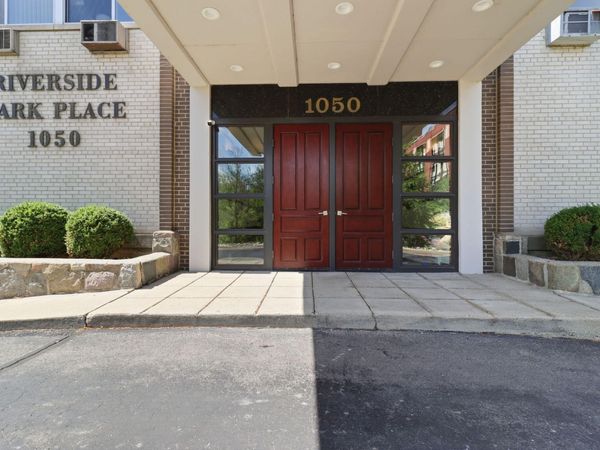 1050 Wall Street, Unit 3E, Ann Arbor, MI 48105