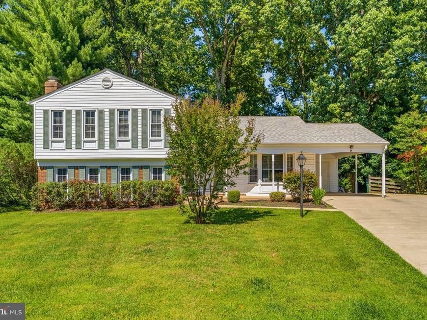 9 Duvall Lane, Gaithersburg, MD 20877 Main Photo