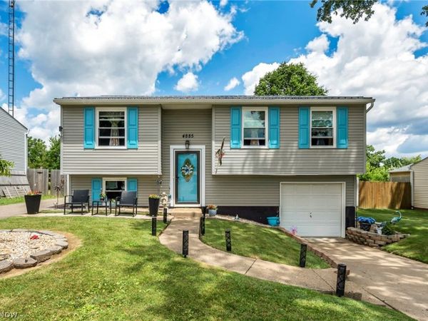 4885 Lynncrest Street SW, Canton, OH 44706