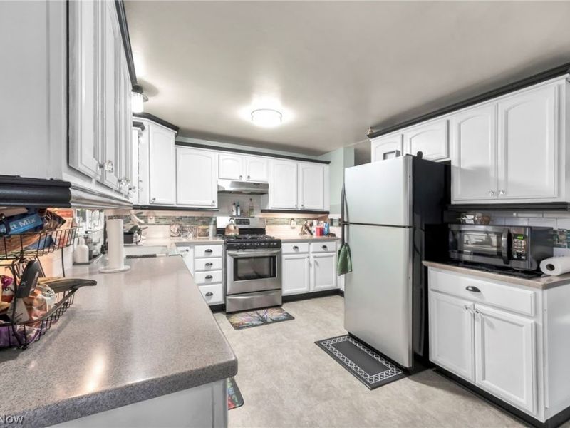 4885 Lynncrest Street SW, Canton, OH 44706 Photo 19