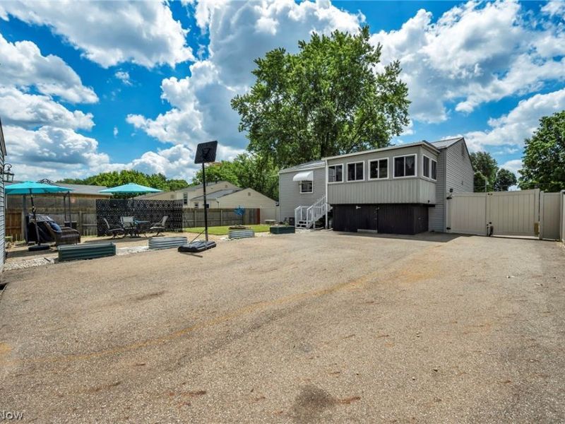 4885 Lynncrest Street SW, Canton, OH 44706 Photo 36